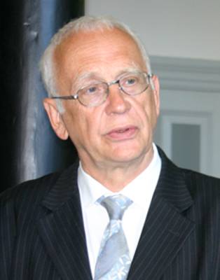 Preisträger Tilman Zülch (Foto: Bürgerrechtspreis)