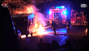 Lynchmob in Rom (Videostill: Repubblica)
