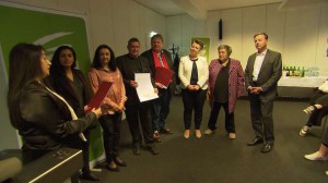 Prik dipe le posicijonakere papruschistar le politischi fatreterenge (kipo: volksgruppen.orf.at