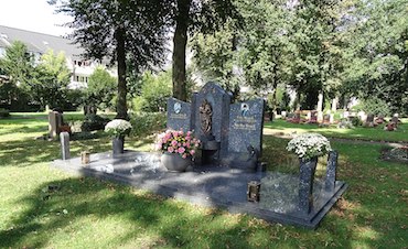 Österreichischer Nationalfonds: Unterstützung bei Grabgebühren verstorbener NS-Überlebender aus den Reihen der Roma und Sinti (Foto: Godewind/Wikimedia Commons CC BY-SA 4.0)