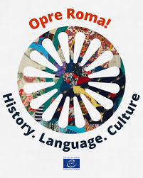 Logo des "Opre Roma! Month 2026" des Europarats